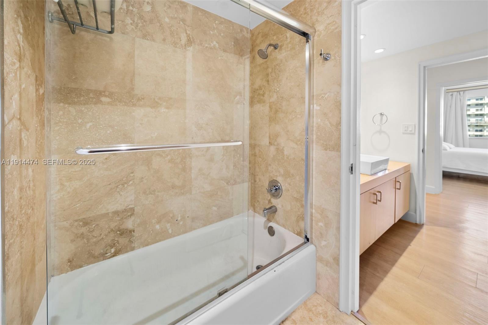 200 Ocean Lane Dr # 501