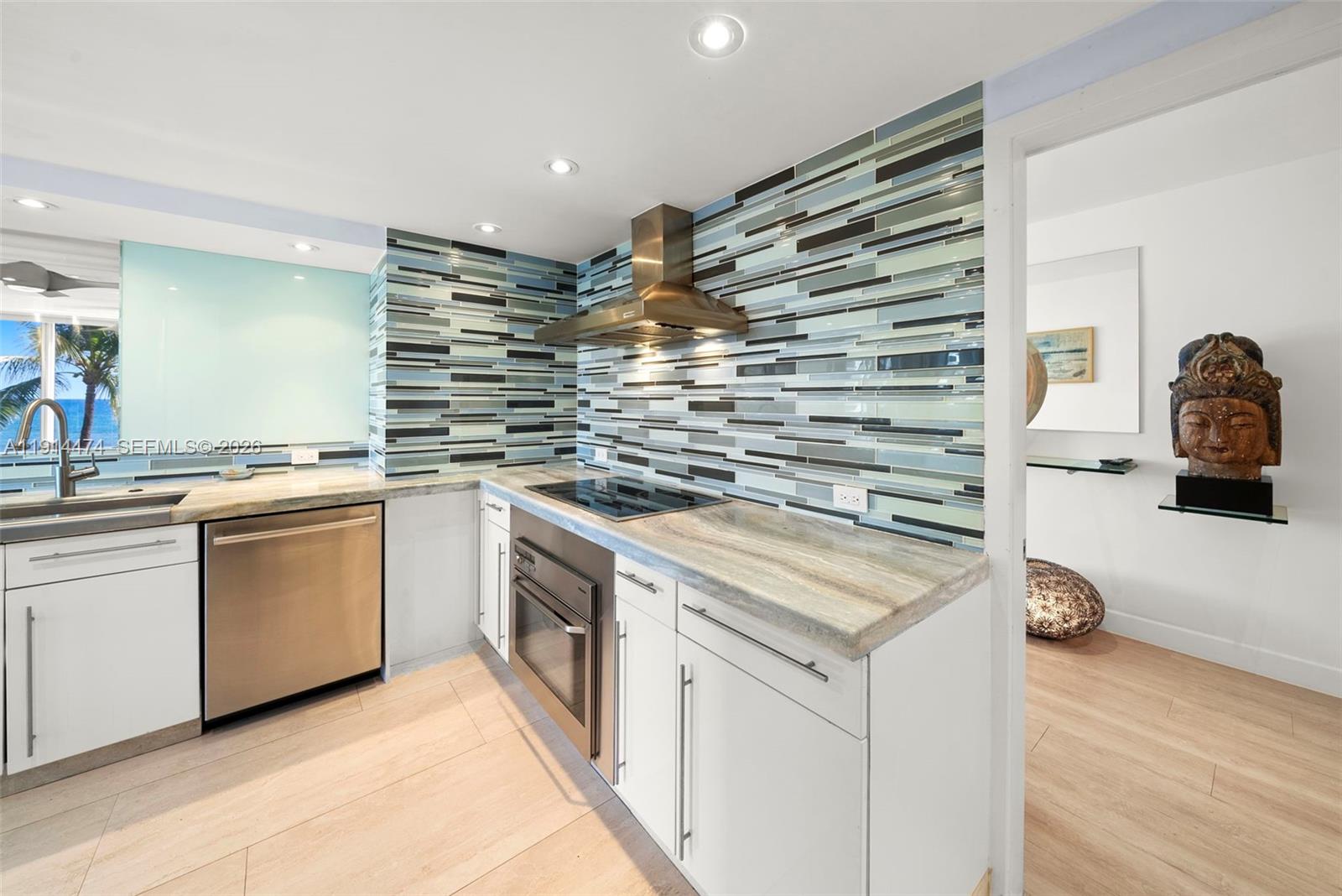 200 Ocean Lane Dr # 501