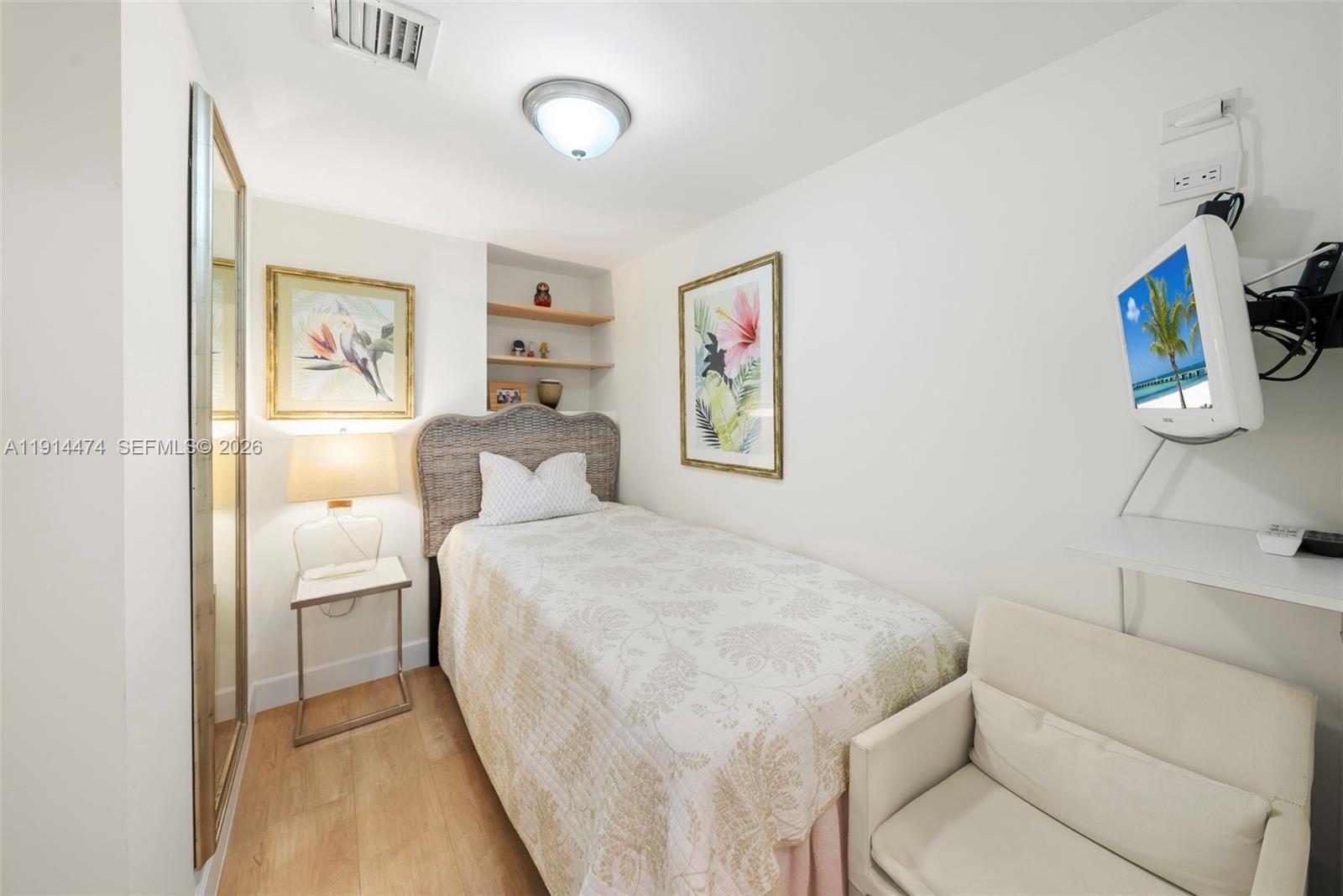 200 Ocean Lane Dr # 501