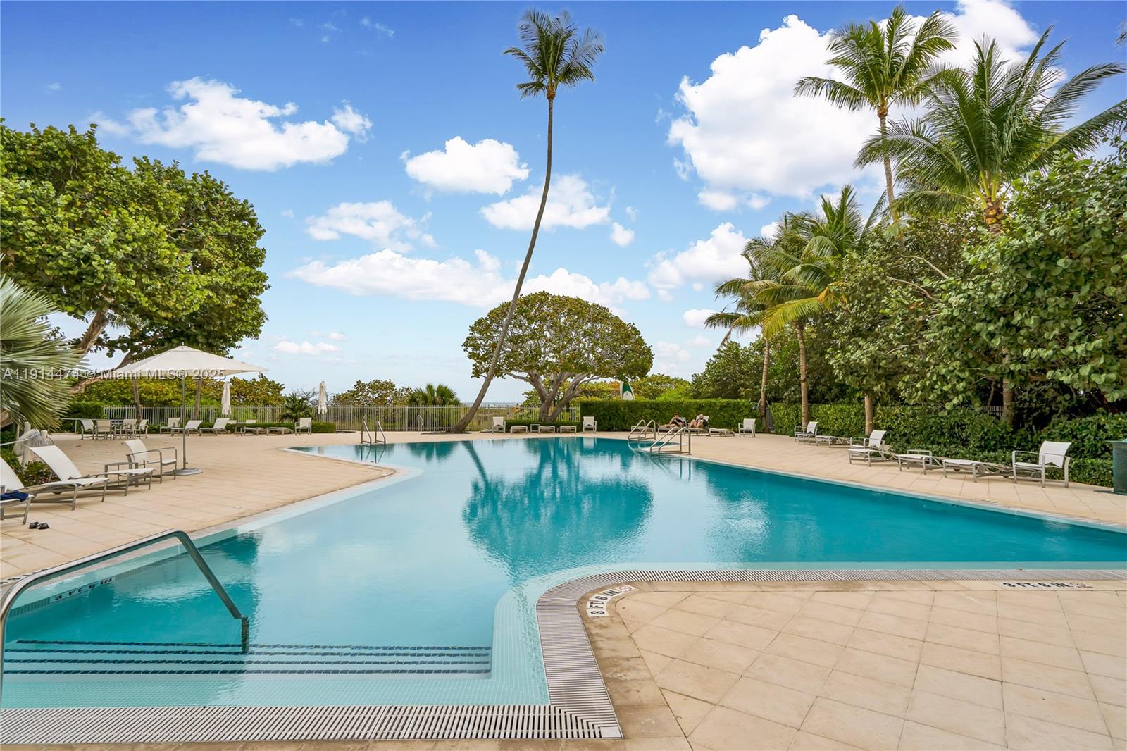 200 Ocean Lane Dr # 501