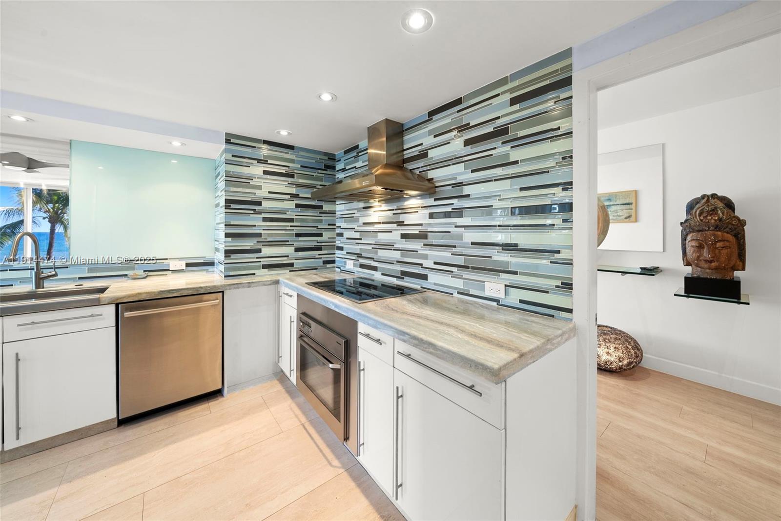 200 Ocean Lane Dr # 501