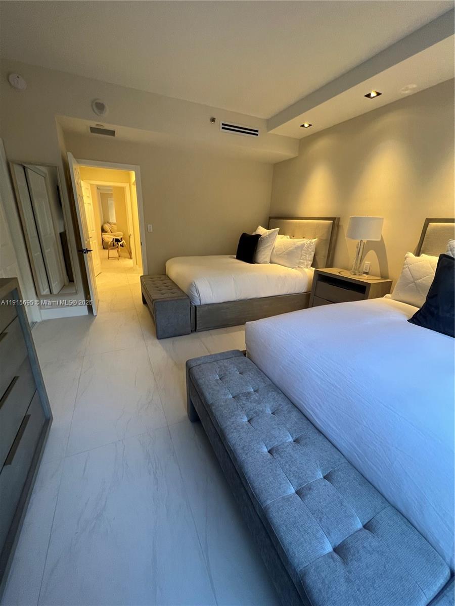 3900 Island Blvd # B308