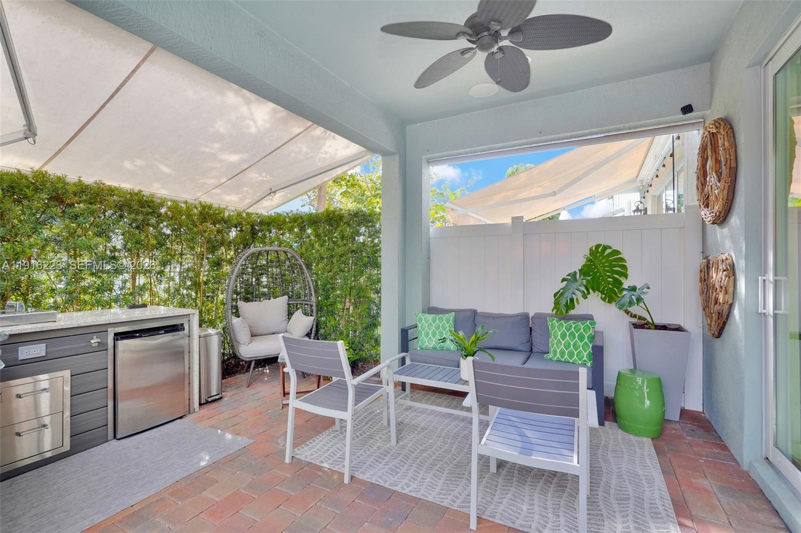 3936 Mahogany Ln