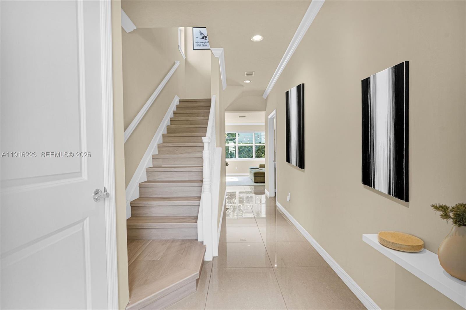 3936 Mahogany Ln