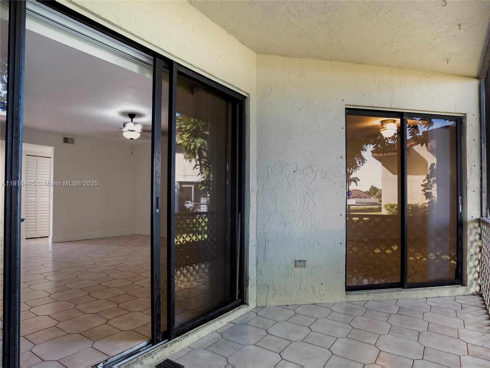 9761 SW 138th Ave Unit: HC1R