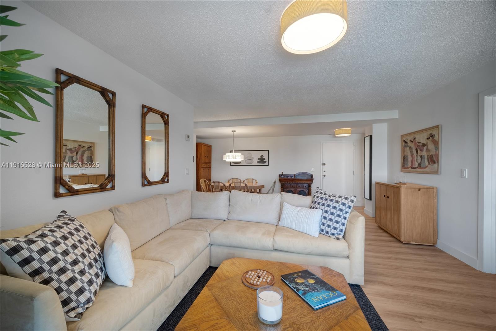 77 Crandon Blvd # 10C