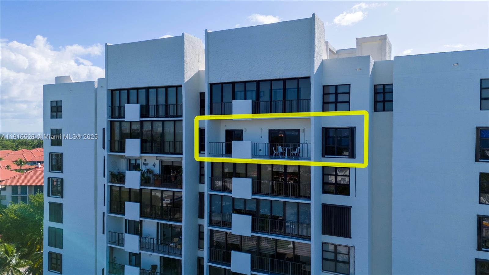 77 Crandon Blvd # 10C