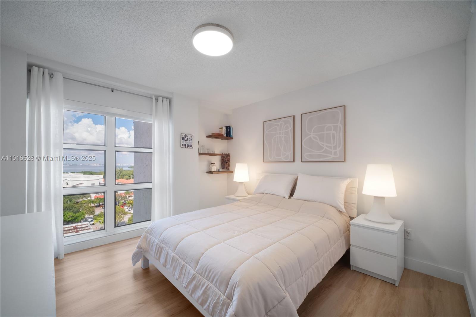 77 Crandon Blvd # 10C