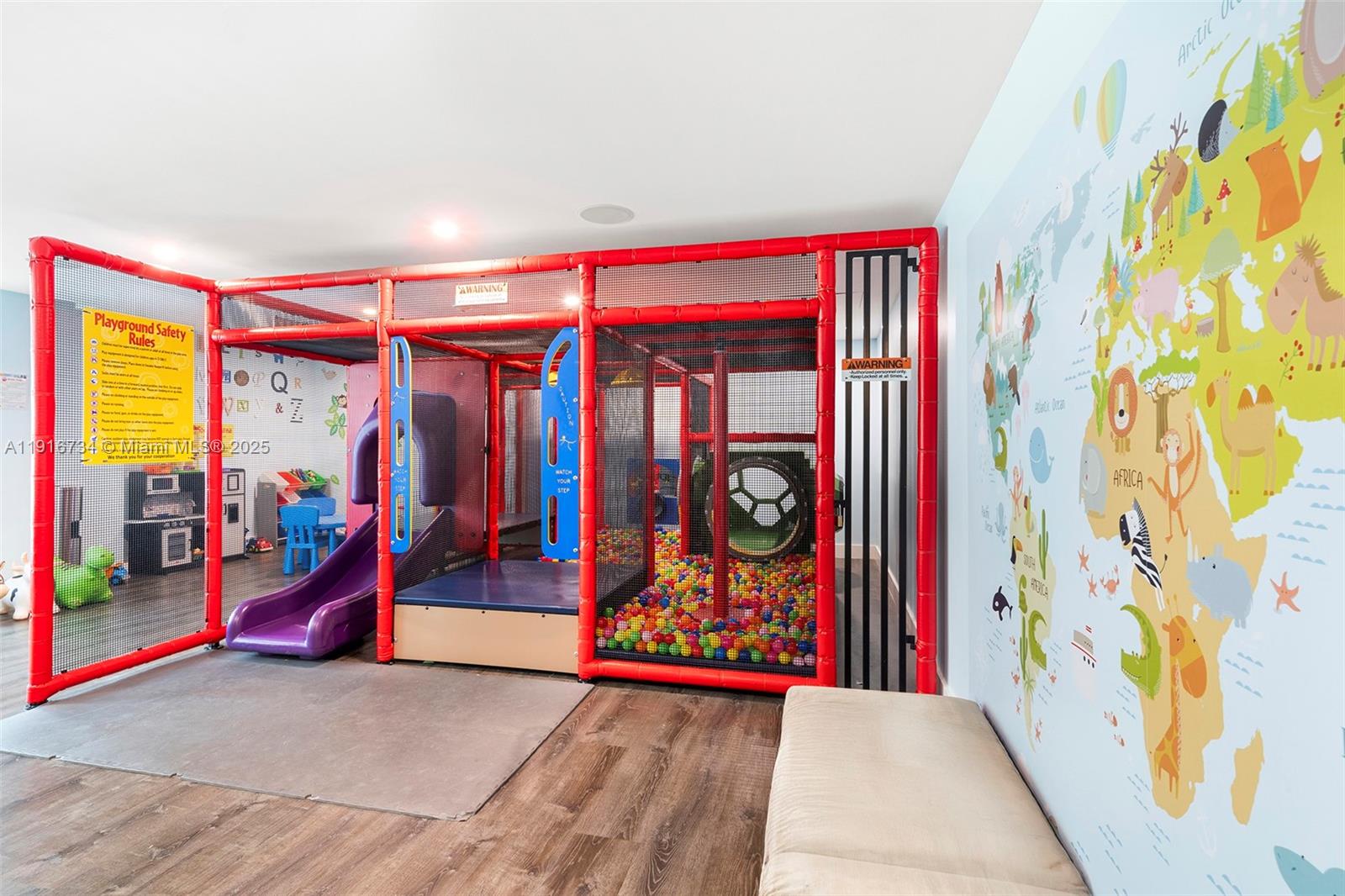 950 Brickell Bay Dr # 200