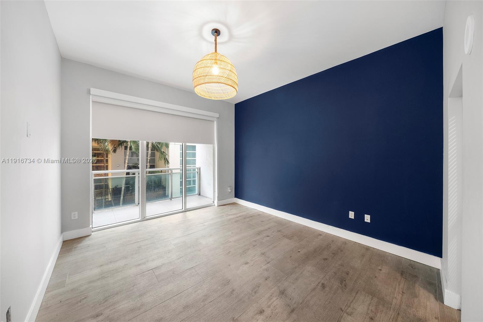 950 Brickell Bay Dr # 200