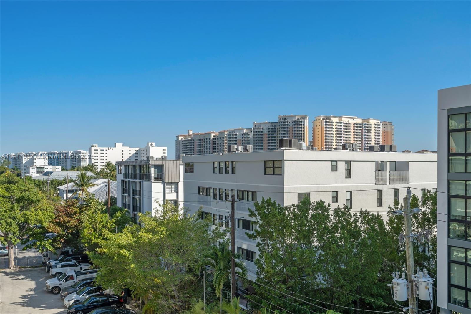 575 Crandon Blvd # 504