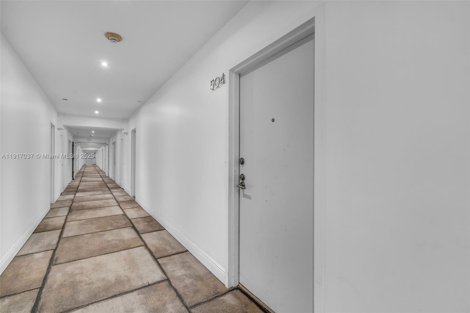 575 Crandon Blvd # 504