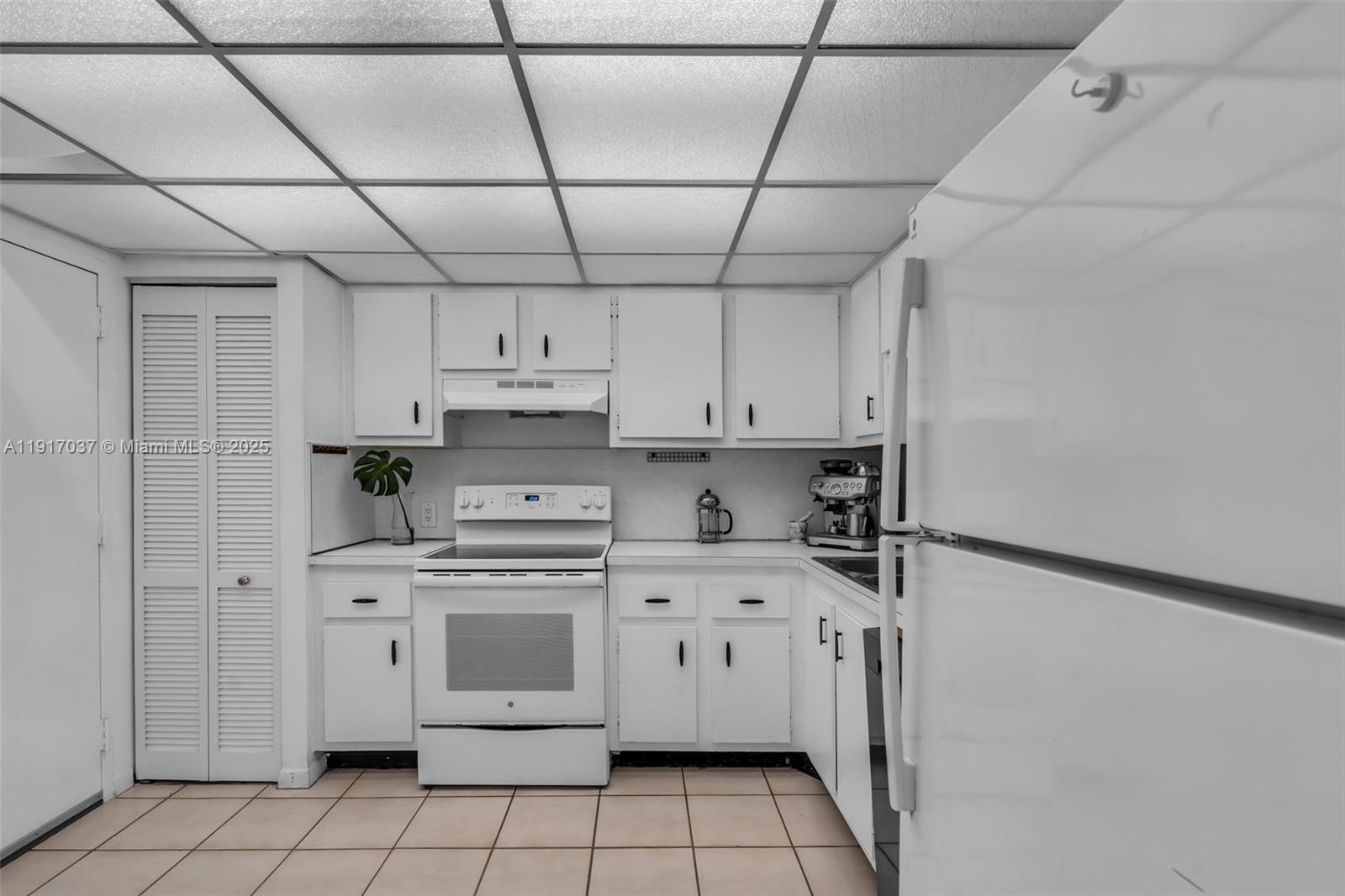 575 Crandon Blvd # 504