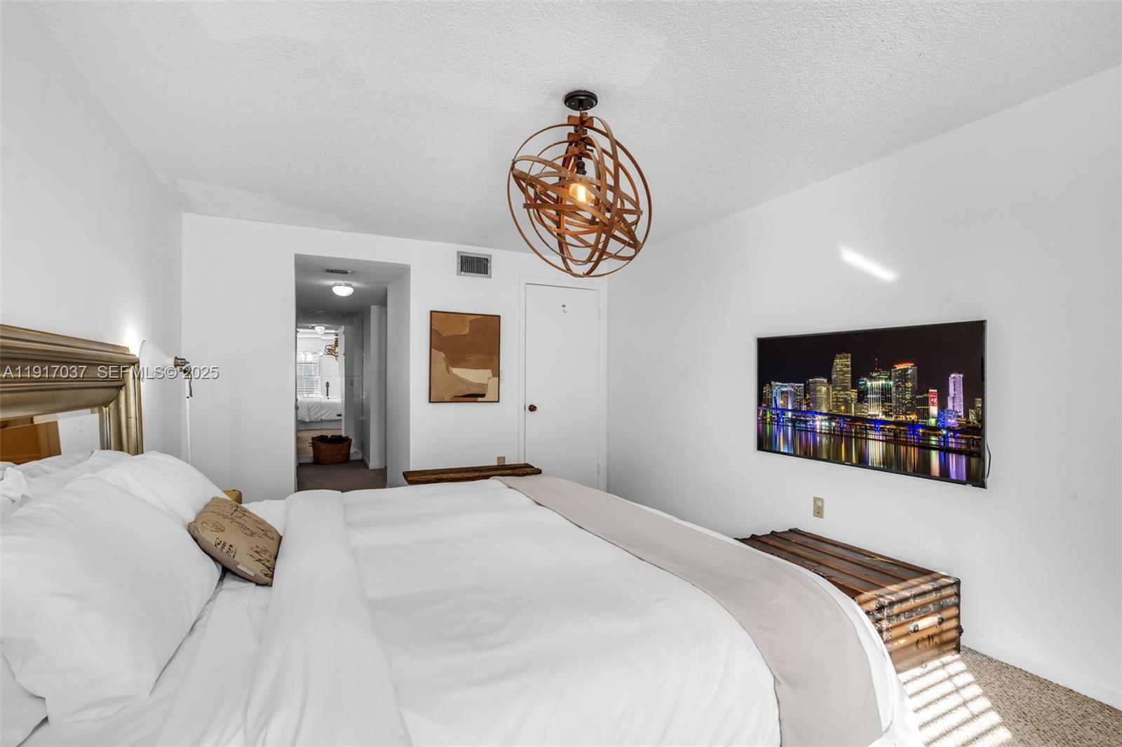 575 Crandon Blvd # 504