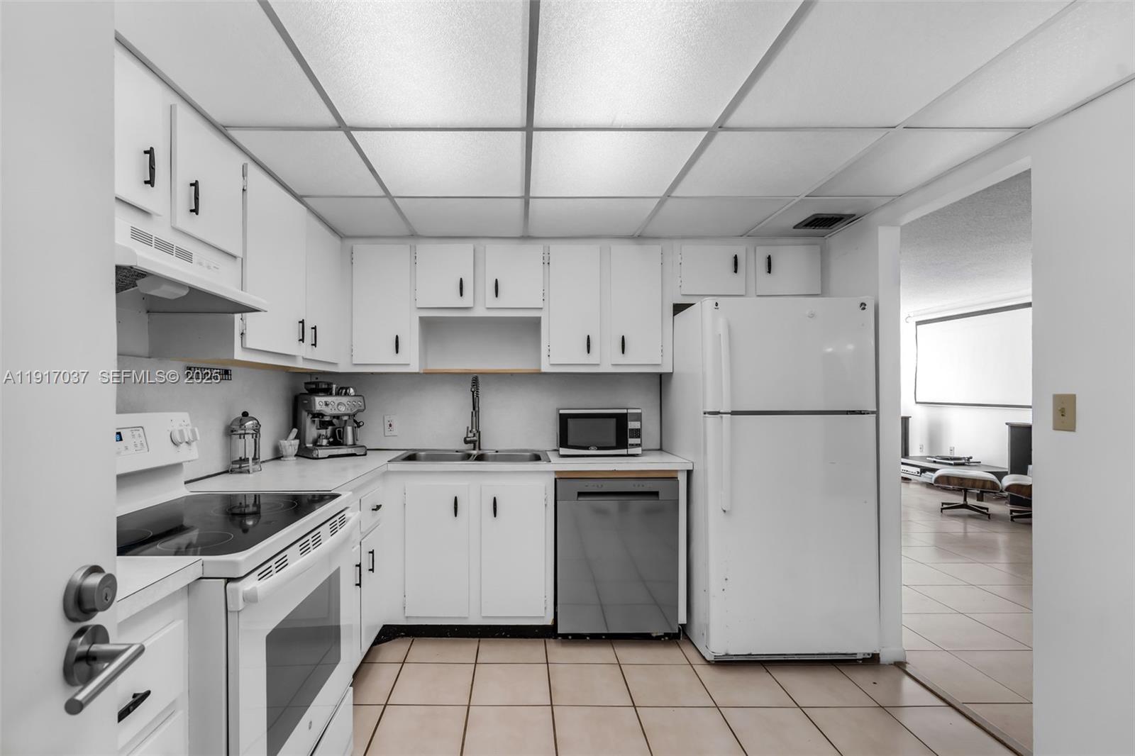 575 Crandon Blvd # 504