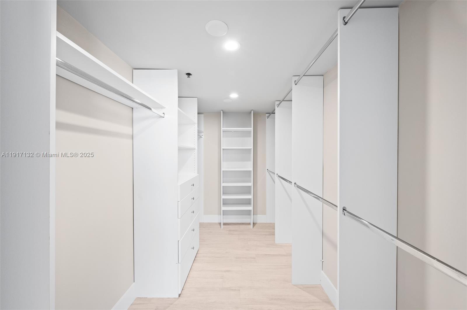 441 Valencia Ave # 1201