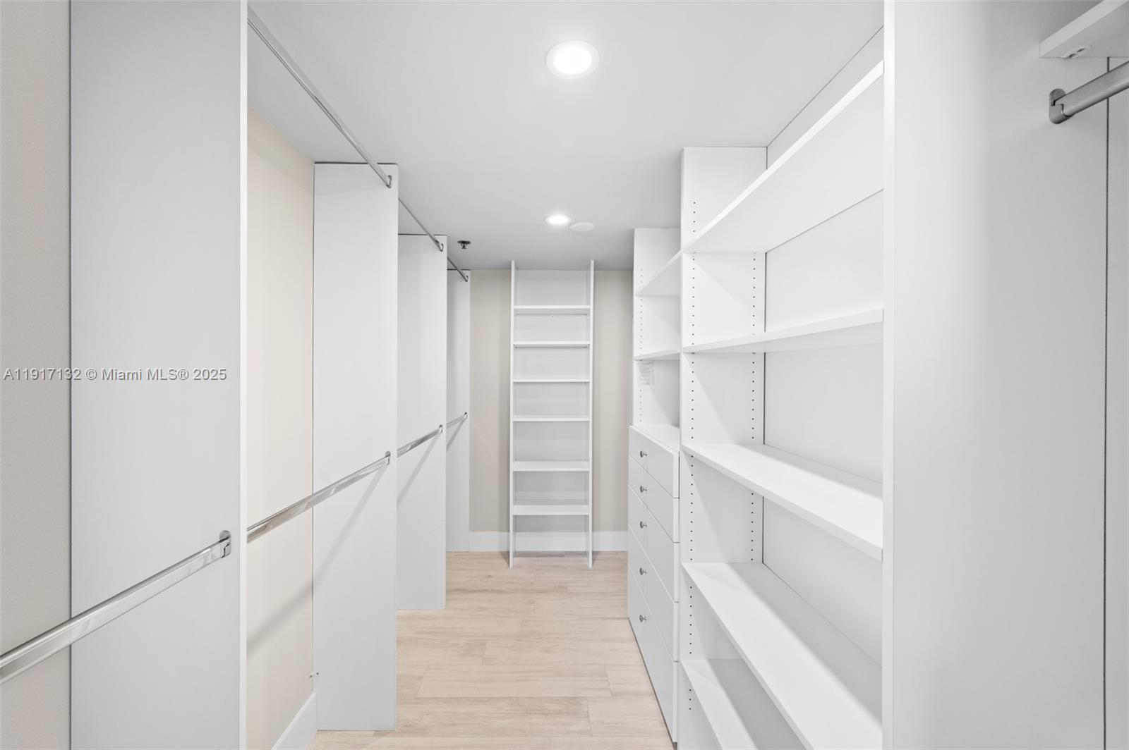 441 Valencia Ave # 1201