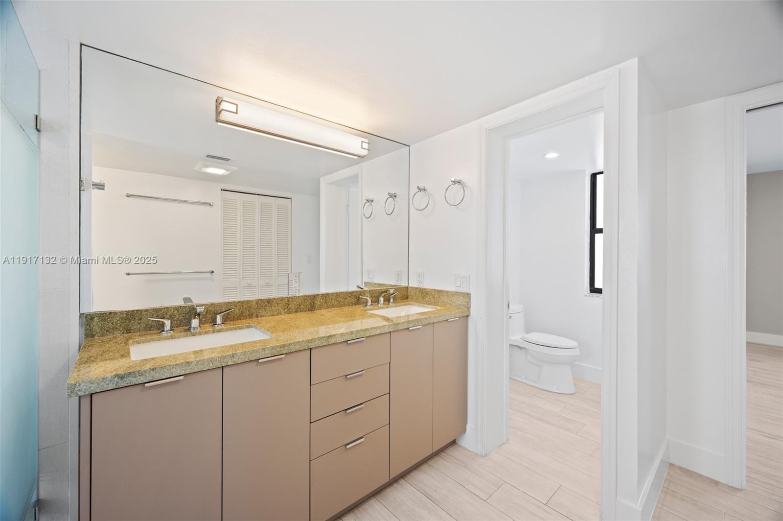 441 Valencia Ave # 1201