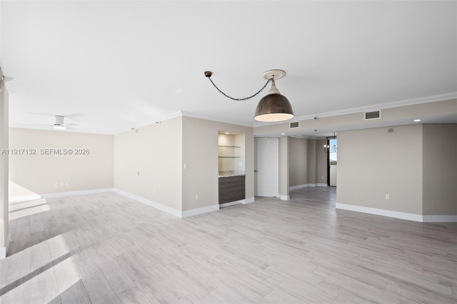 441 Valencia Ave # 1201
