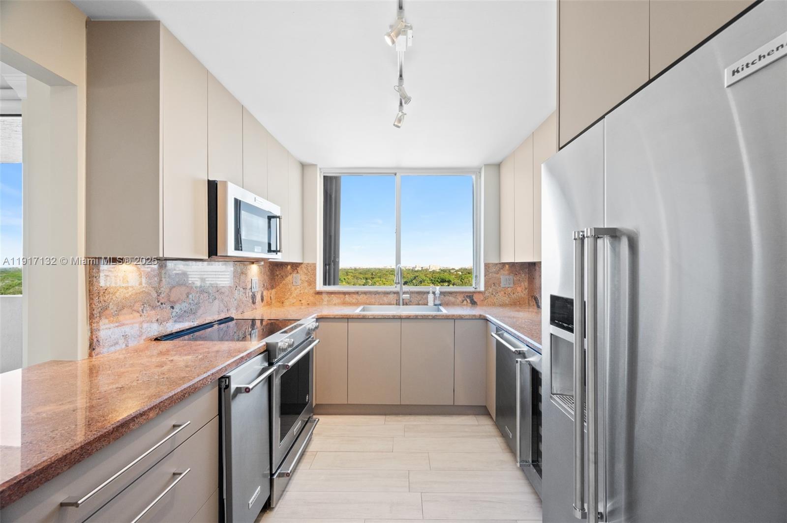 441 Valencia Ave # 1201