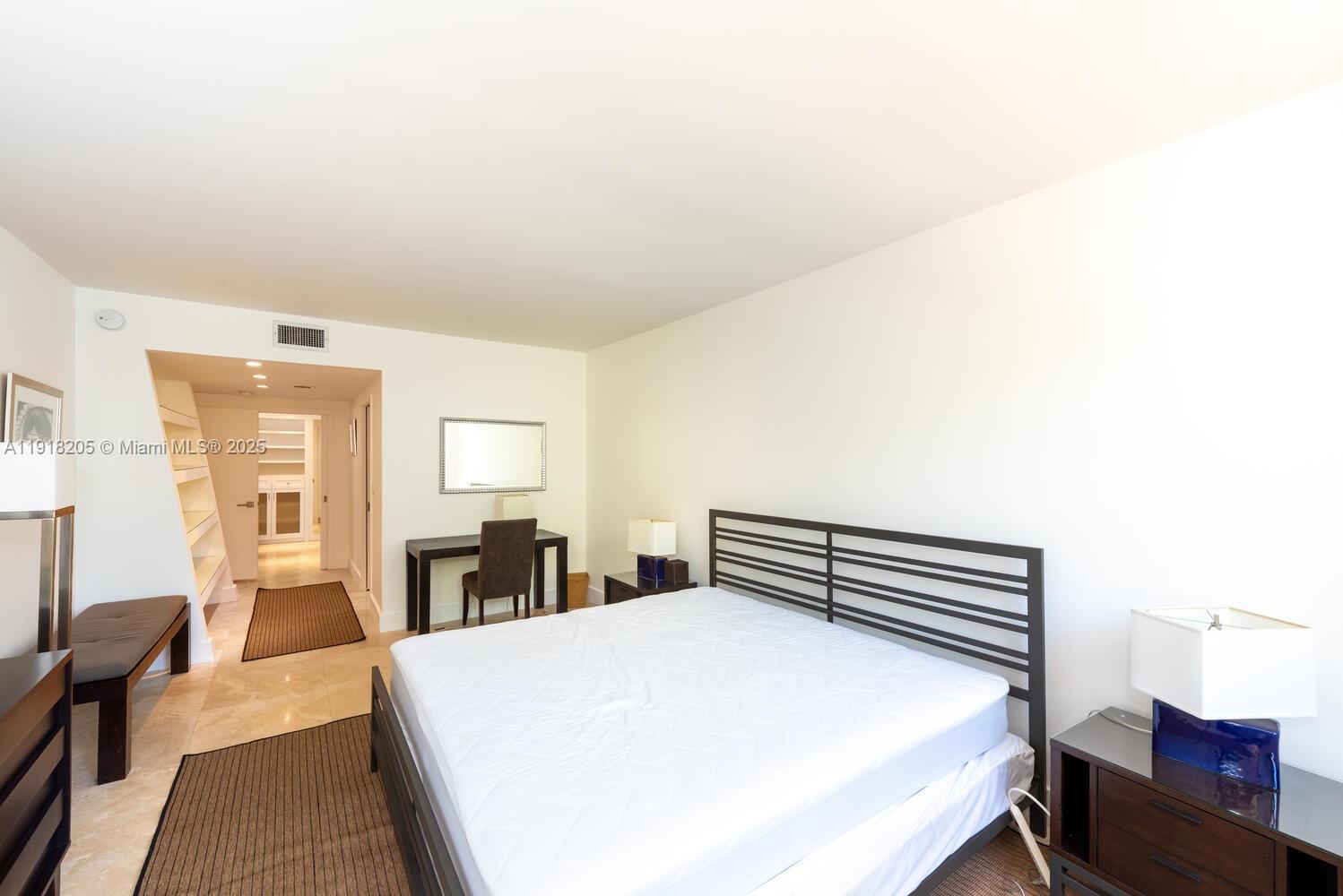 141 Crandon Blvd # 235