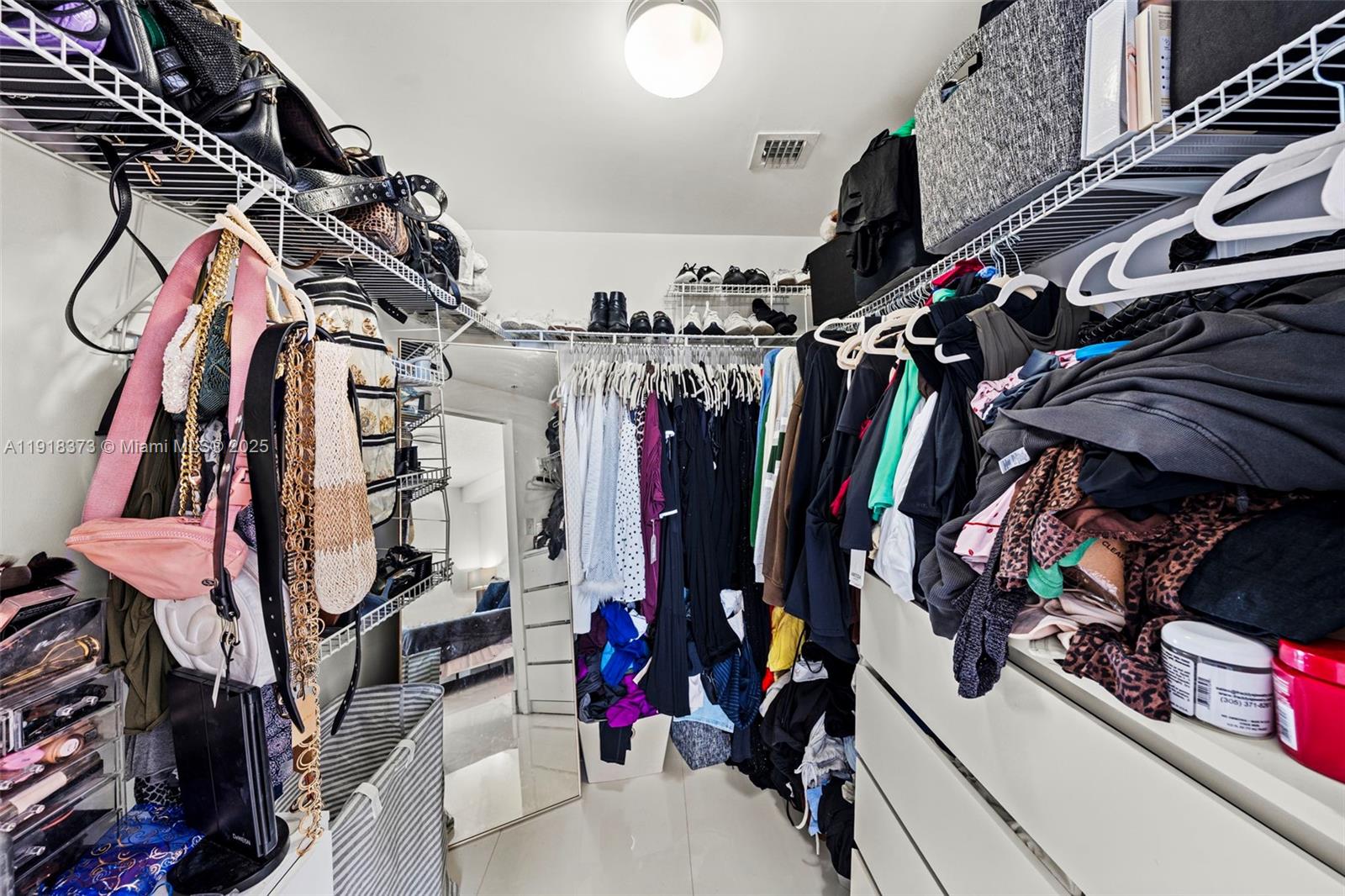 275 NE 18th St # 708