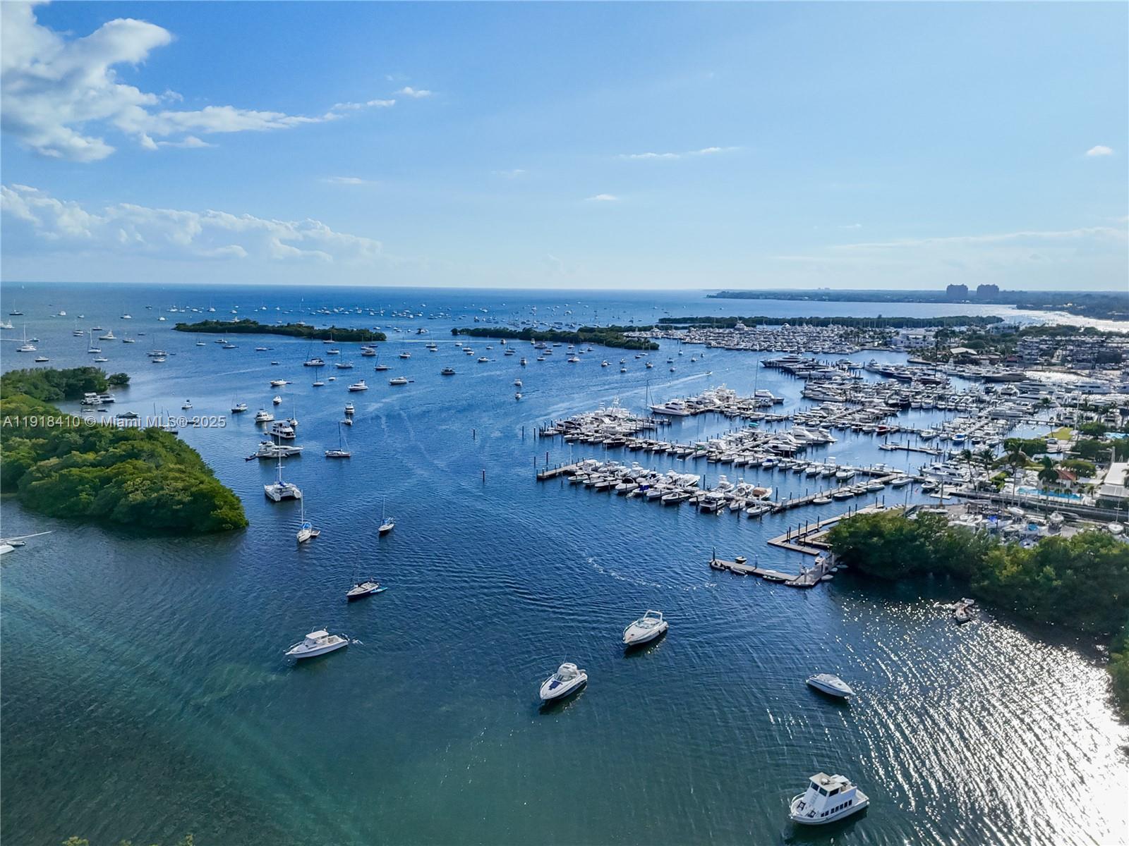2475 S Bayshore Dr