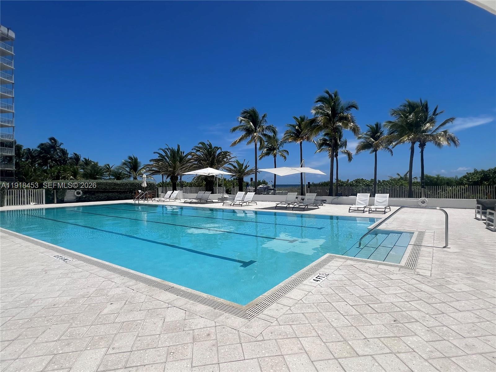 605 Ocean Dr # 2L