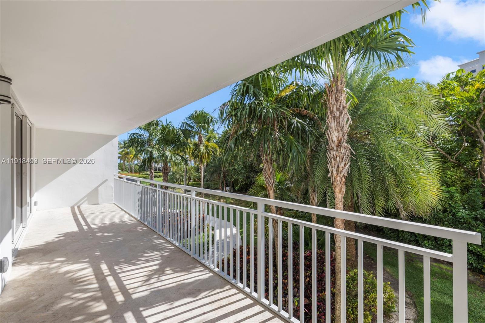 605 Ocean Dr # 2L