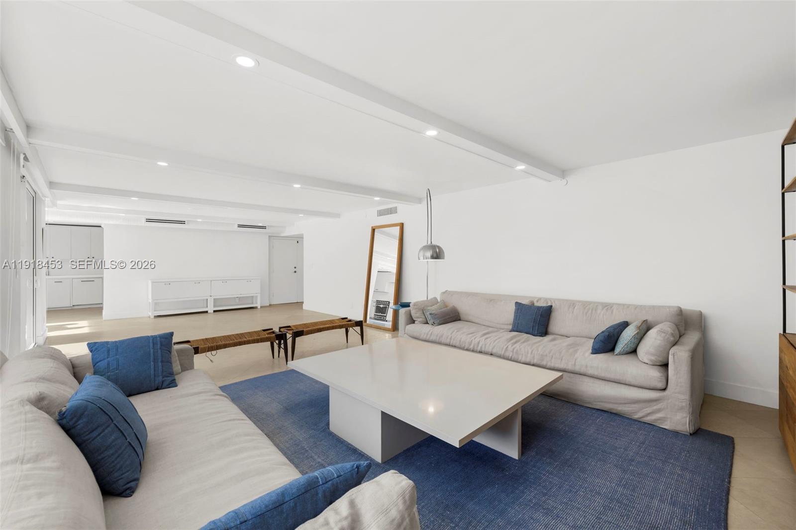 605 Ocean Dr # 2L