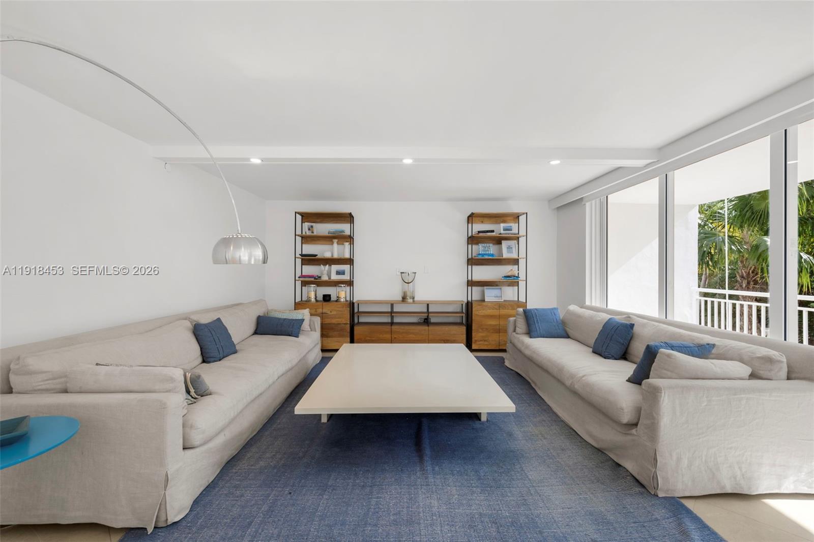 605 Ocean Dr # 2L