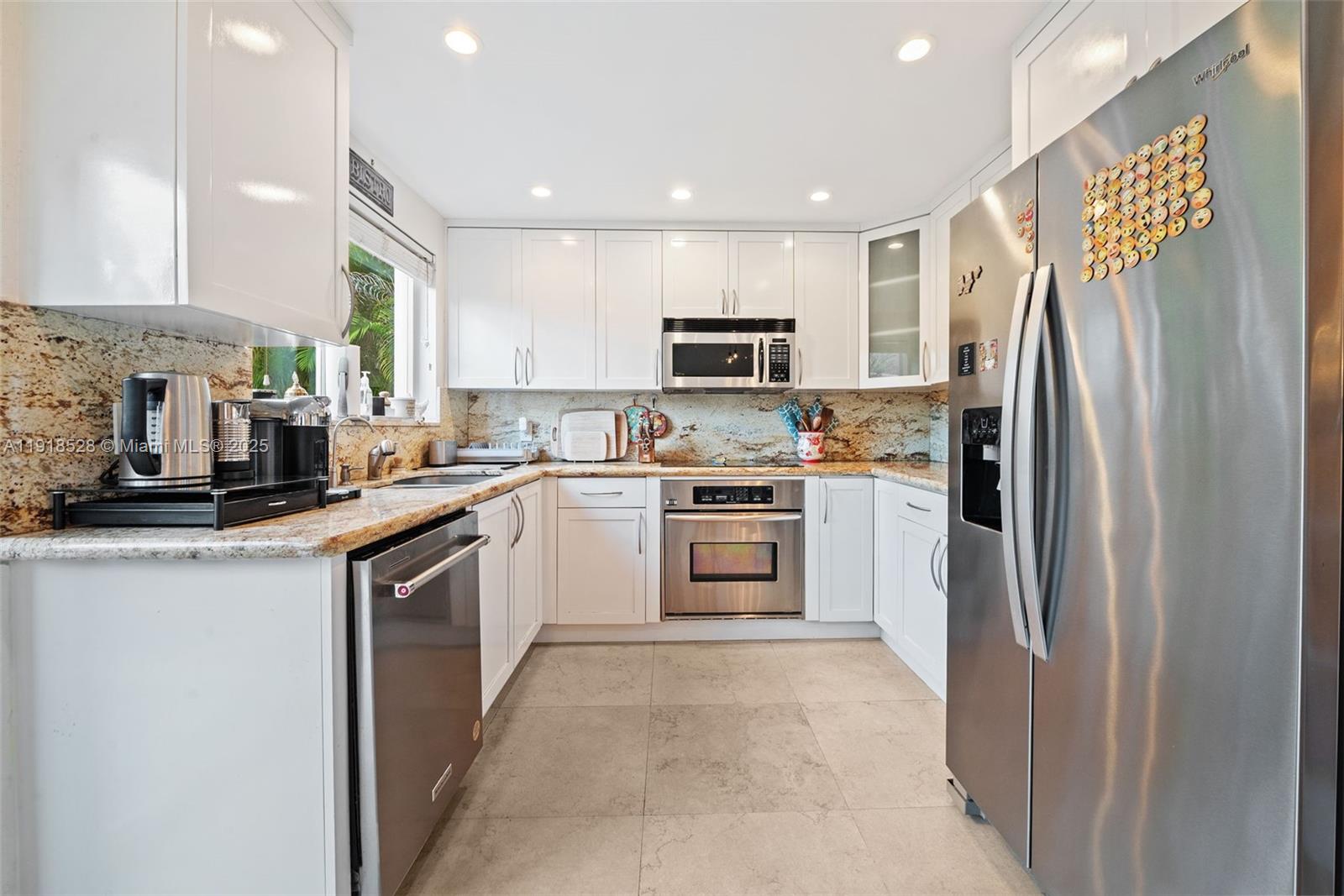 1211 Algeria Ave Unit: *