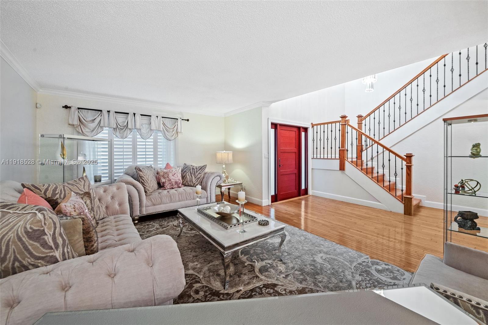 1211 Algeria Ave Unit: *