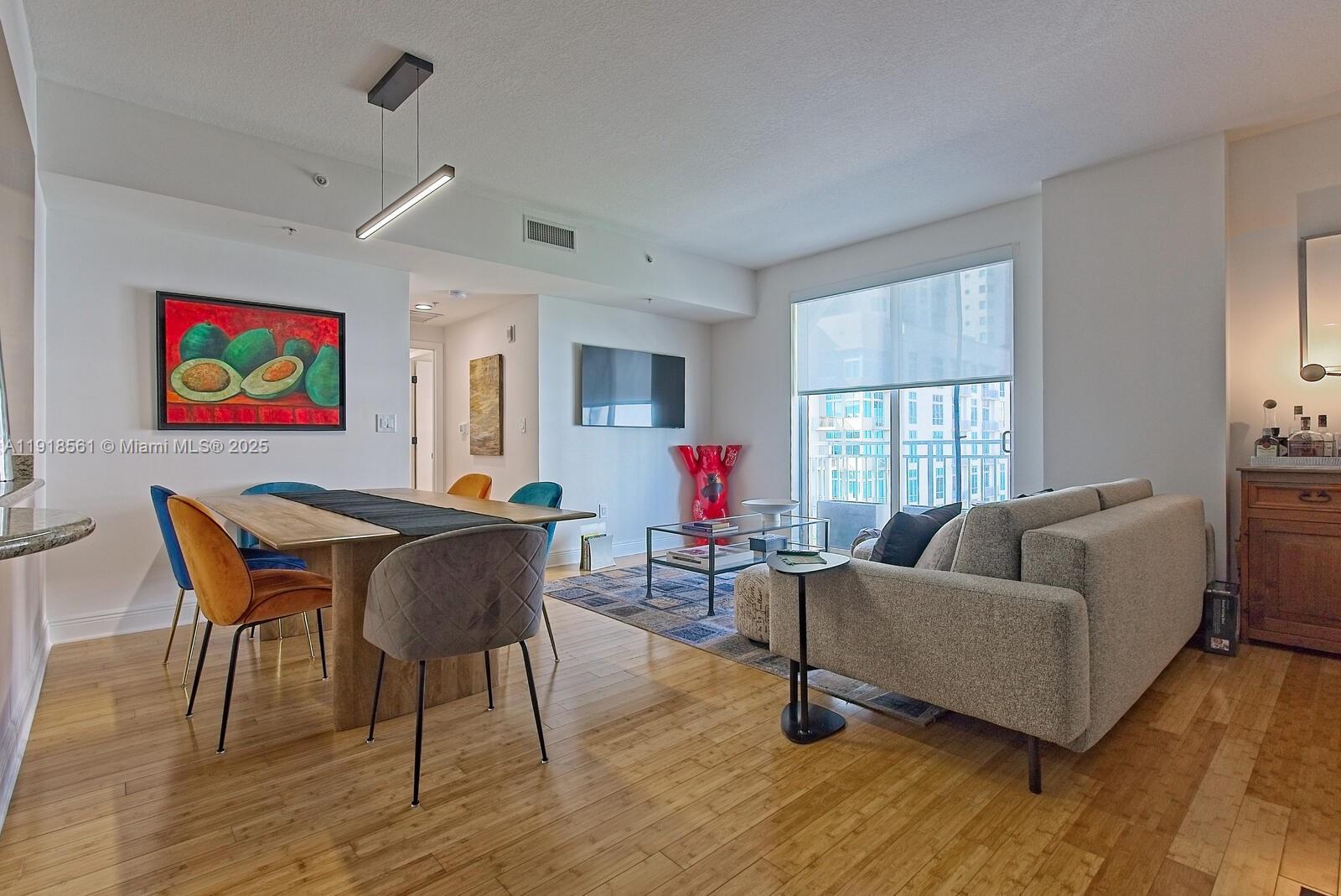 7285 SW 90th St # D613