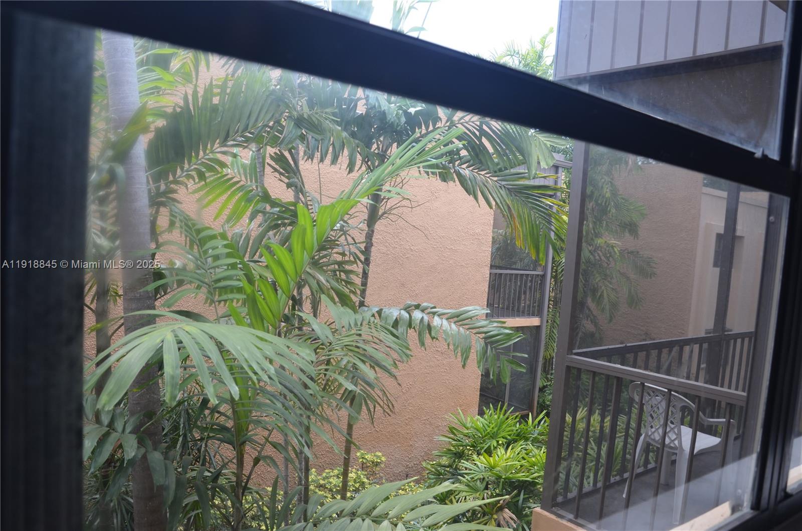 8851 N New River Canal Rd # 18E