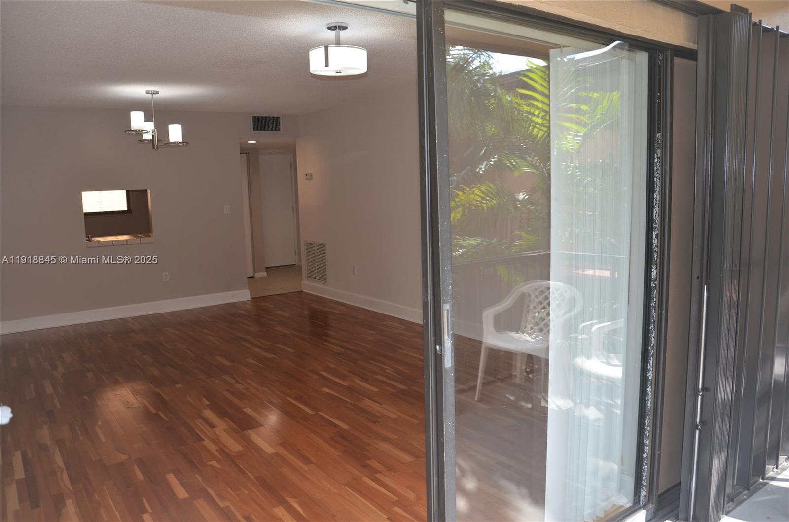 8851 N New River Canal Rd # 18E