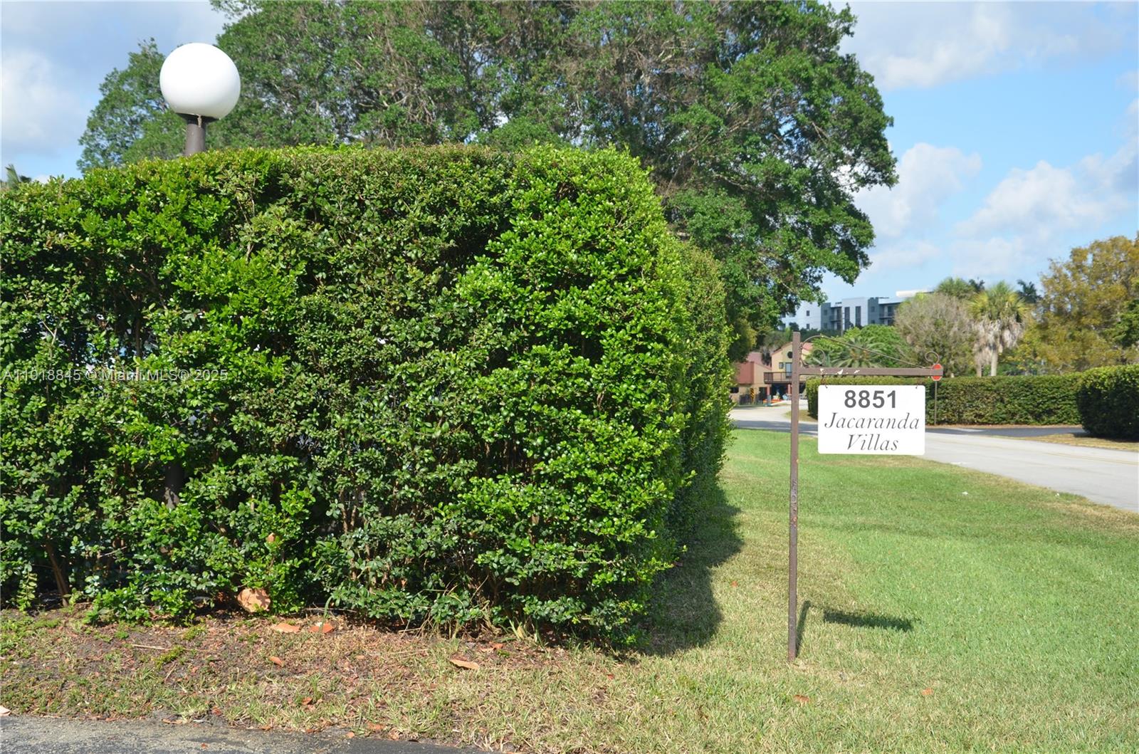 8851 N New River Canal Rd # 18E