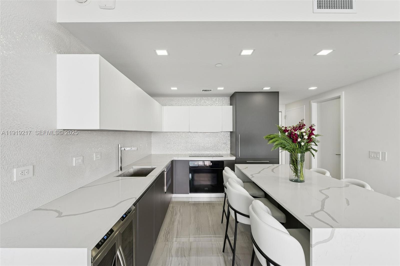 3131 NE 7th Ave # 4204