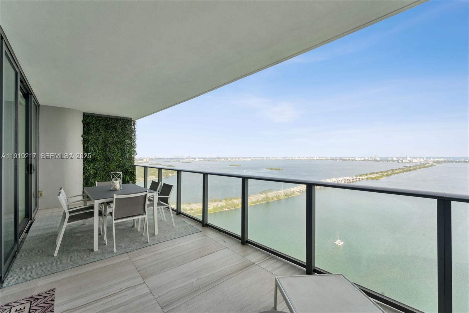 3131 NE 7th Ave # 4204