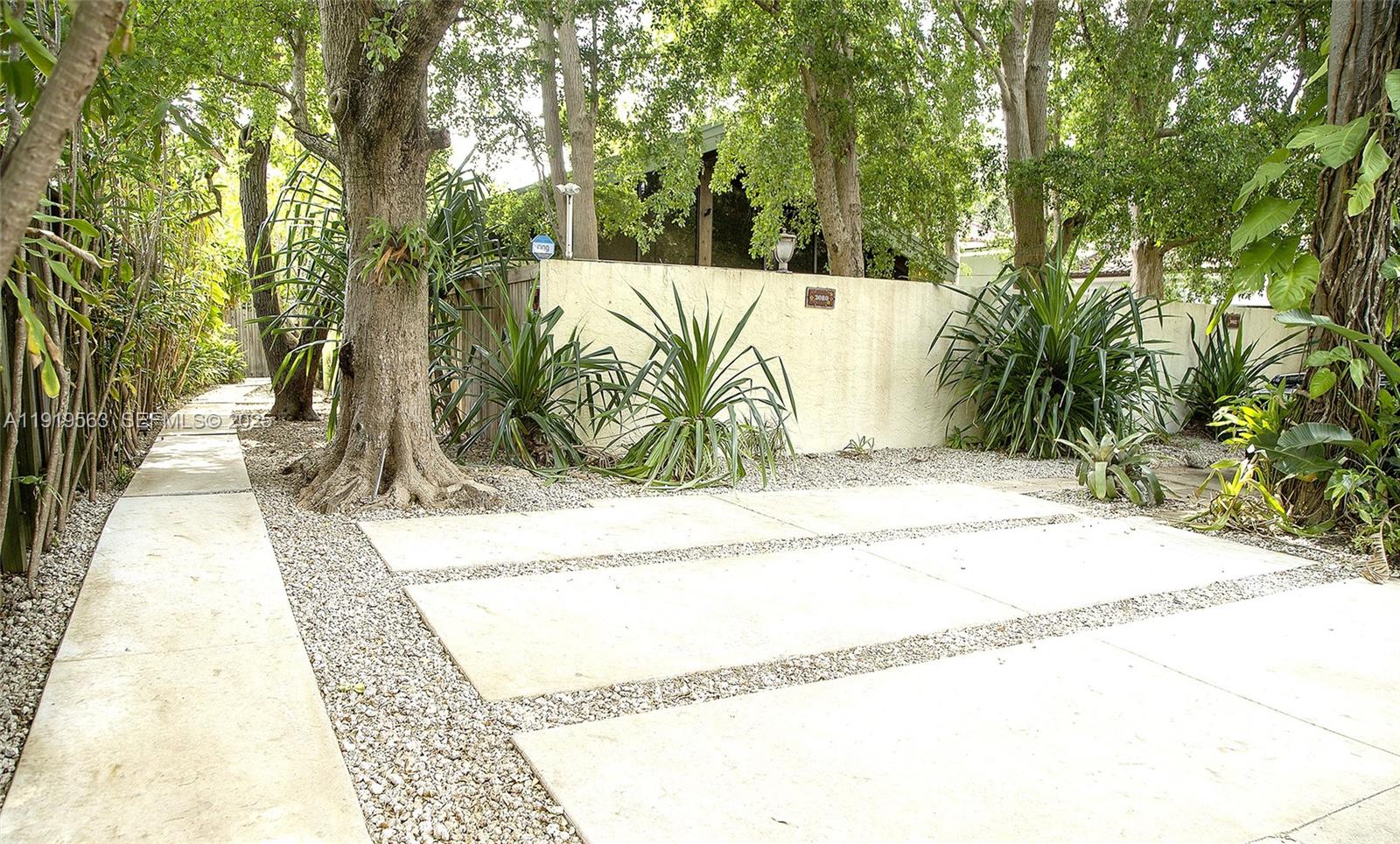 3080 Allamanda St Unit: *