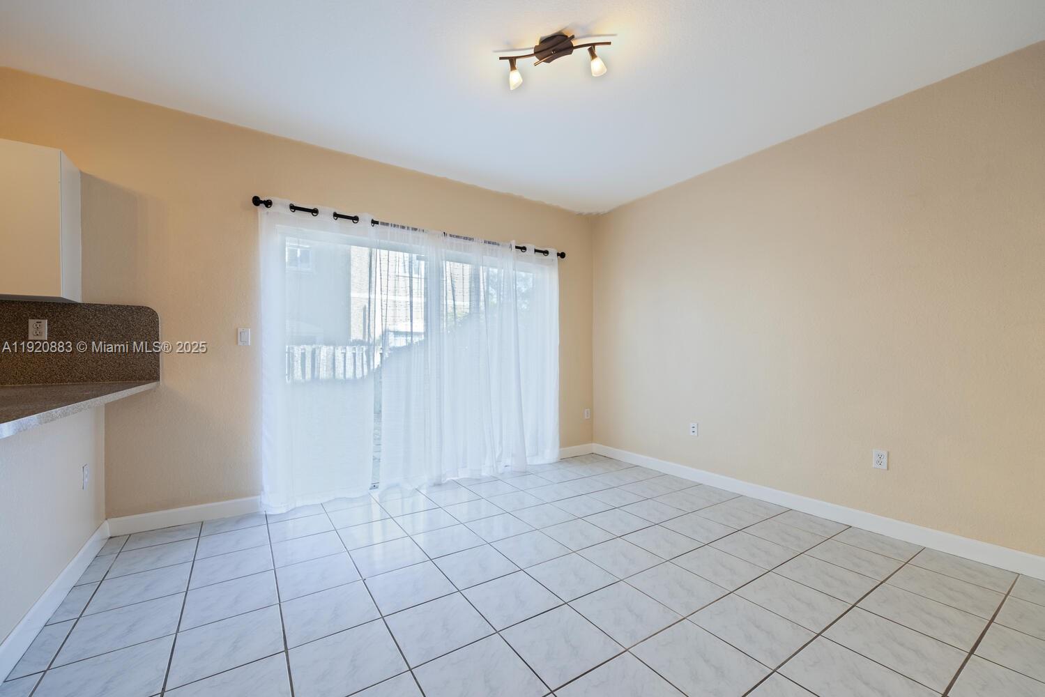 8521 SW 214th Ter Unit: #