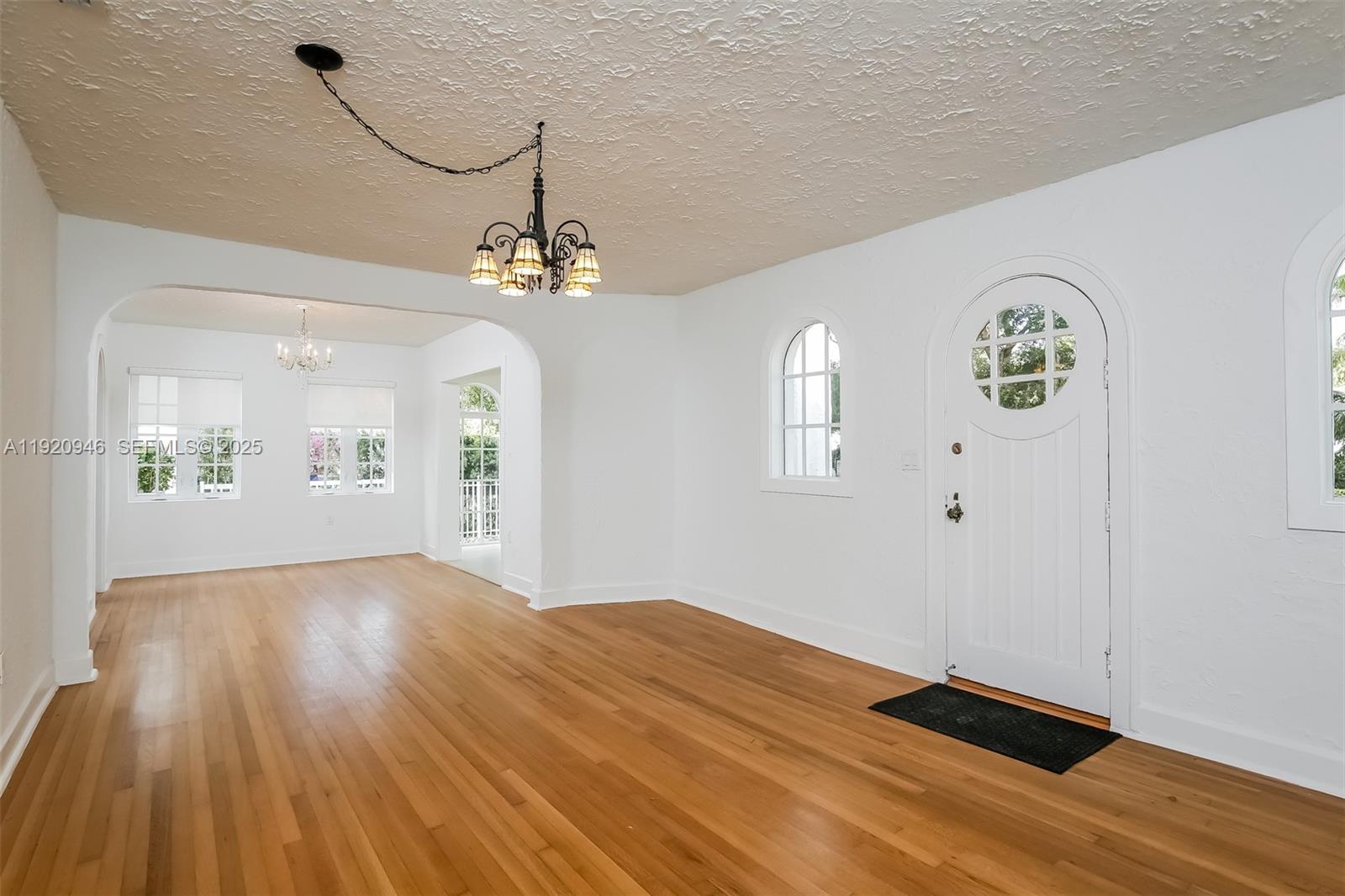 1916 Ferdinand St Unit: #