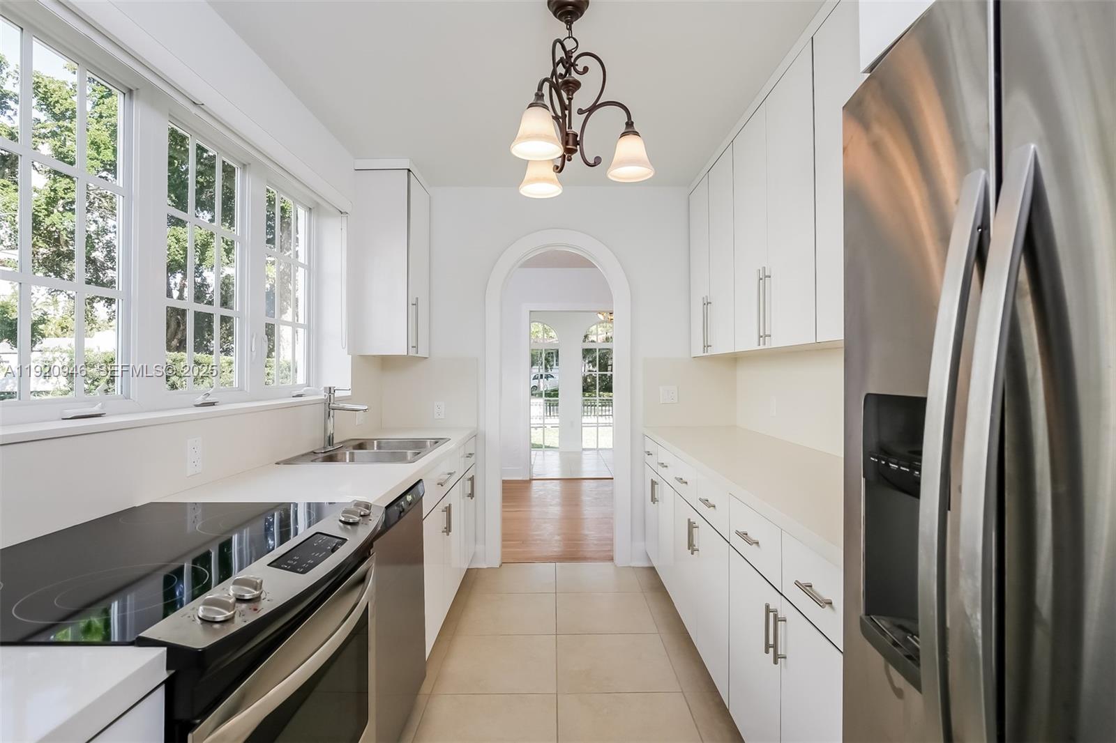 1916 Ferdinand St Unit: #