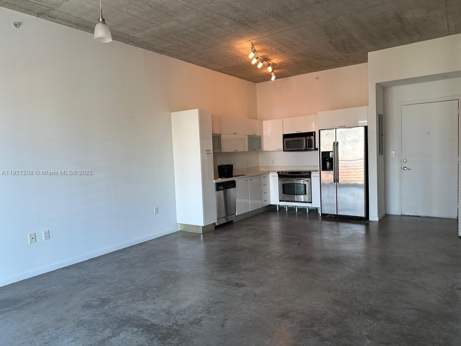 133 NE 2nd Ave # 715