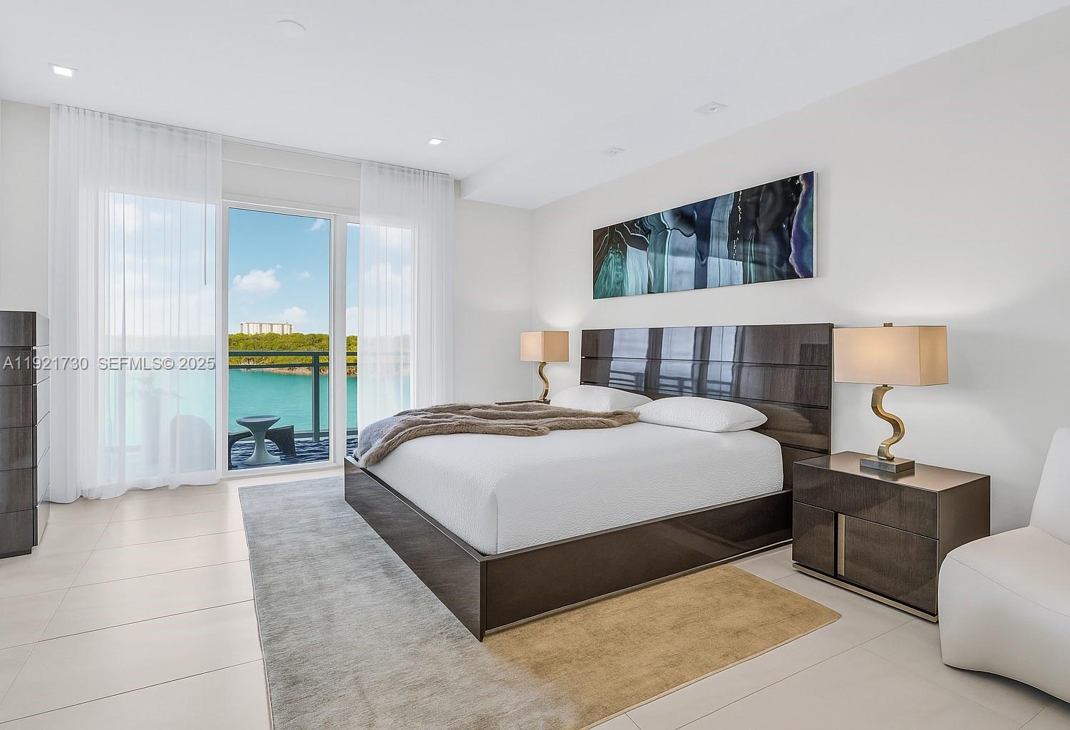 6100 N Ocean Dr # 3N