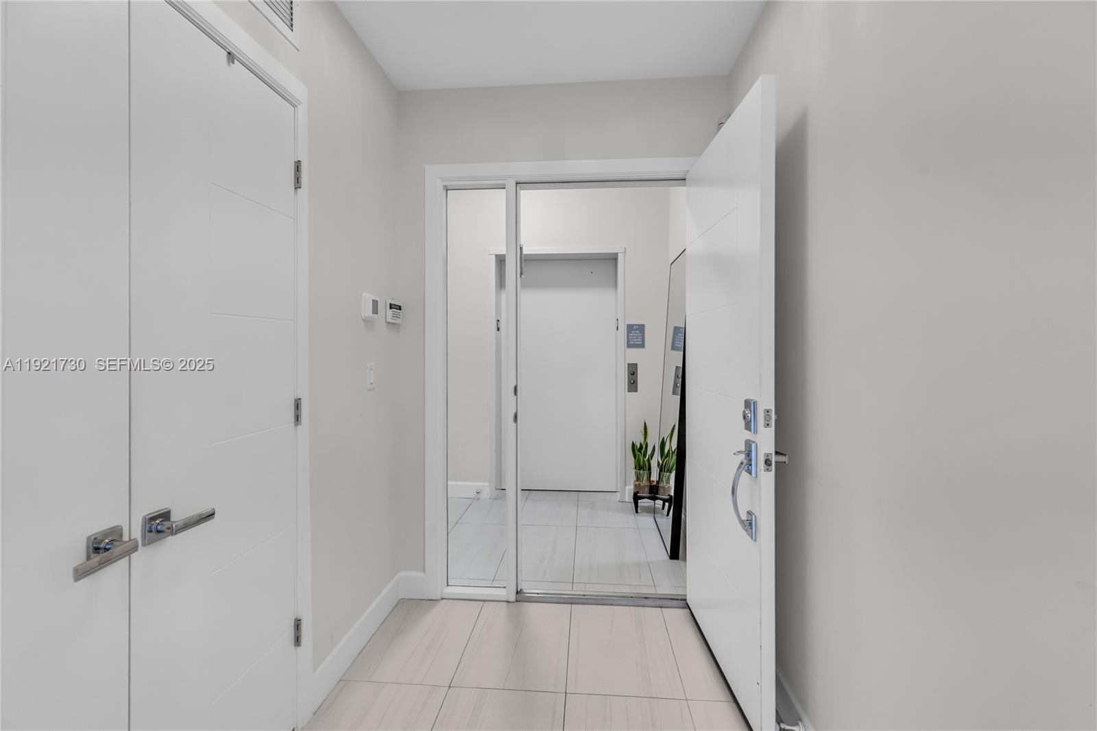 6100 N Ocean Dr # 3N