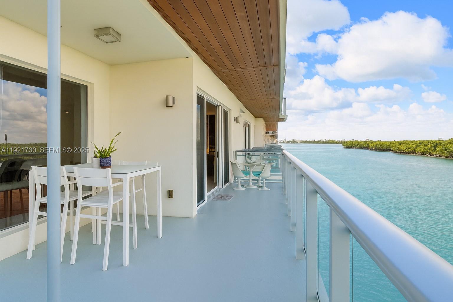 6100 N Ocean Dr # 3N