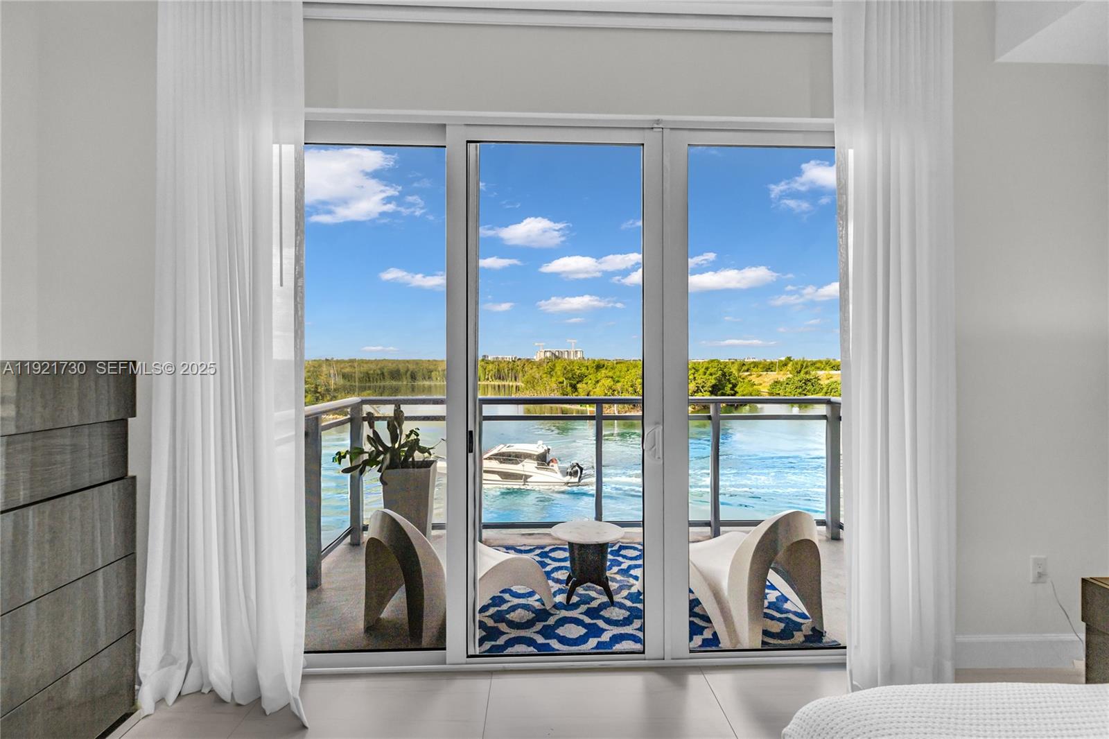 6100 N Ocean Dr # 3N