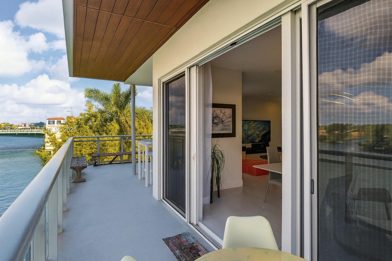 6100 N Ocean Dr # 3N