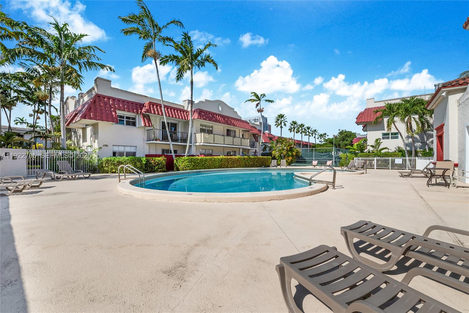 8650 SW 67th Ave # 1042